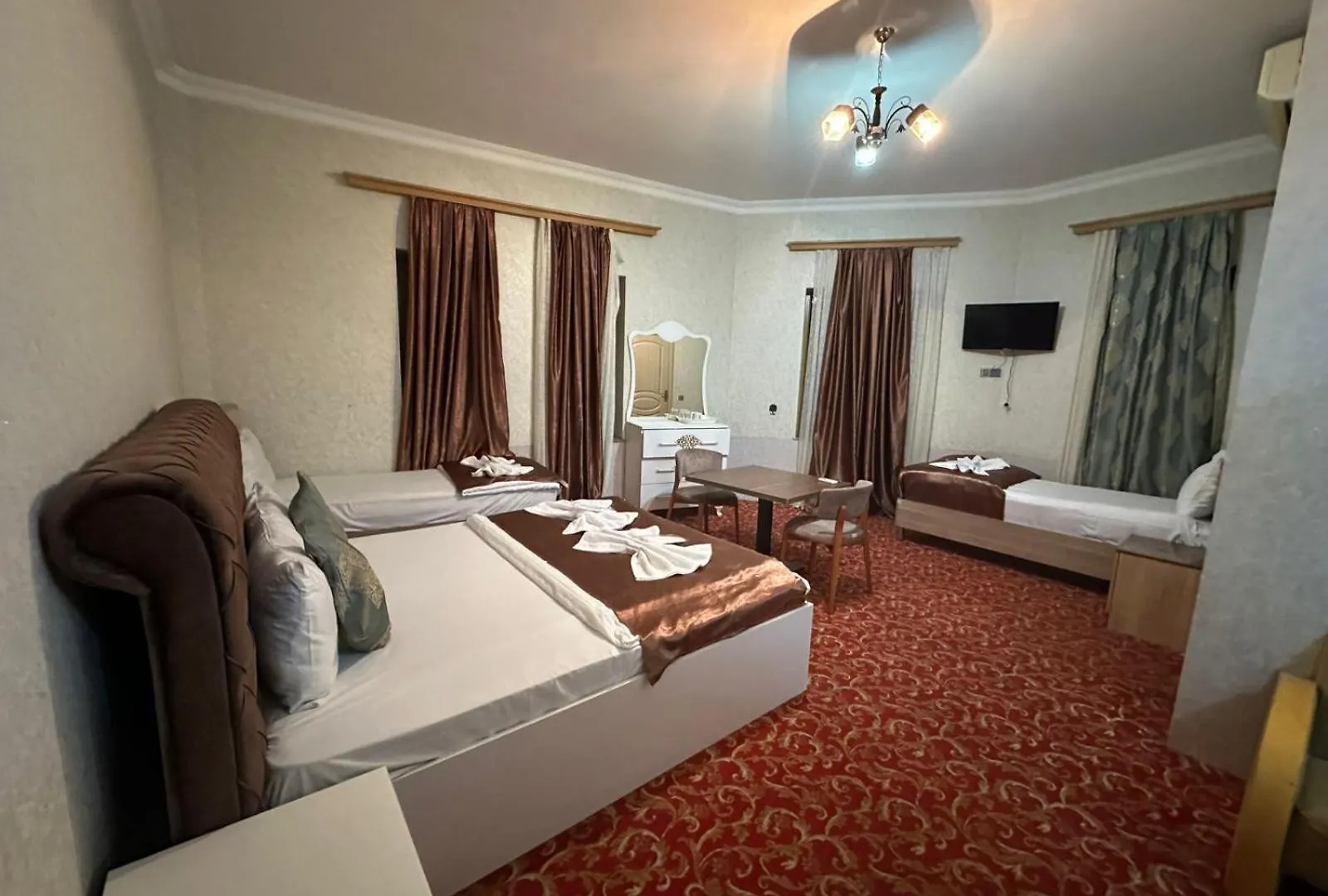 Soffia Center Hotel